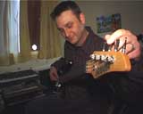 Yannick et sa guitare qui démange